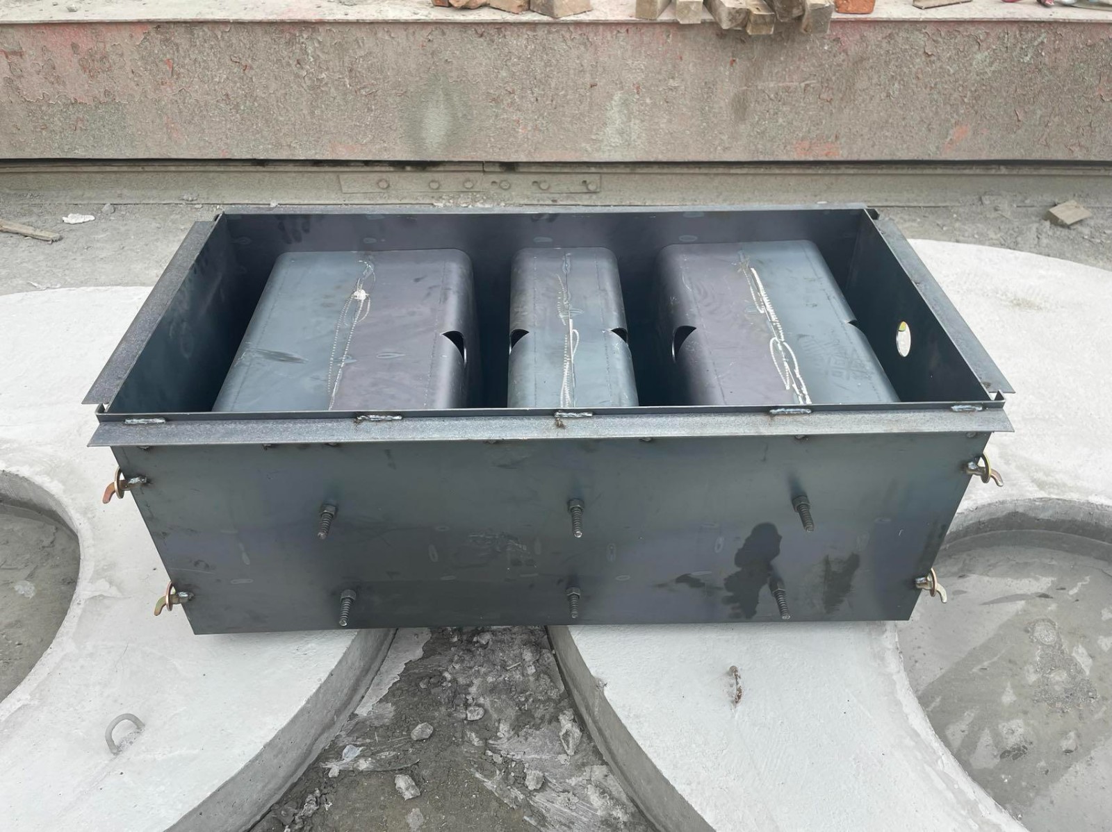 电缆槽模具图3