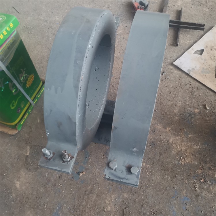 博迎长输低能耗隔热滑动管托架空管道滑动支架管夹式绝热导向支座图3