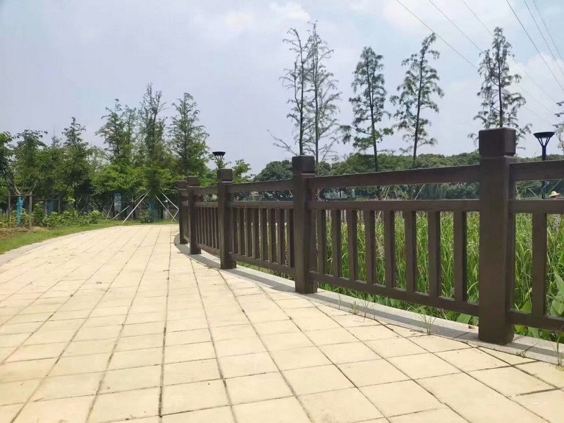 混凝土隔离带仿木花箱 仁马水泥仿木仿树皮栏杆图5