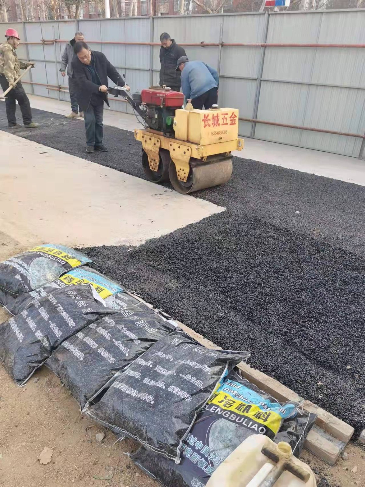 沥青冷补料生产厂家施工便捷质量可靠图3