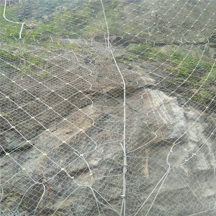 山体被动边坡防护网 菱形环形山拦石网 公路安全防坠石网图4