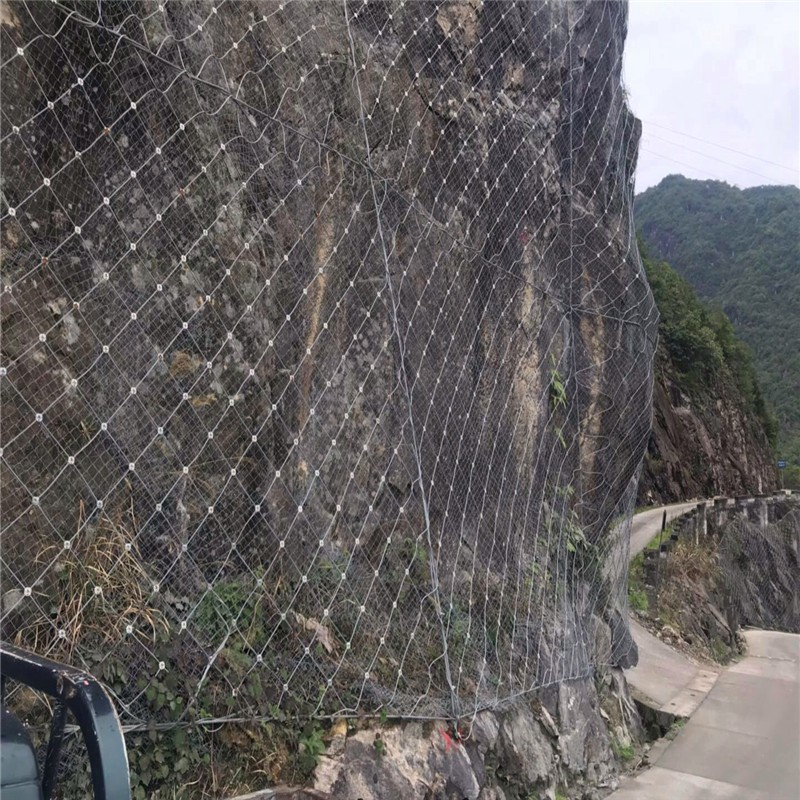 主动边坡防护网SNS柔性护坡固土防护网山体滑坡落石钢丝绳网图4