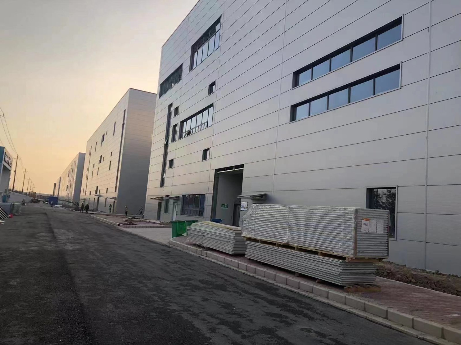 江苏批发外墙保温岩棉夹芯板/聚氨酯夹芯板图3