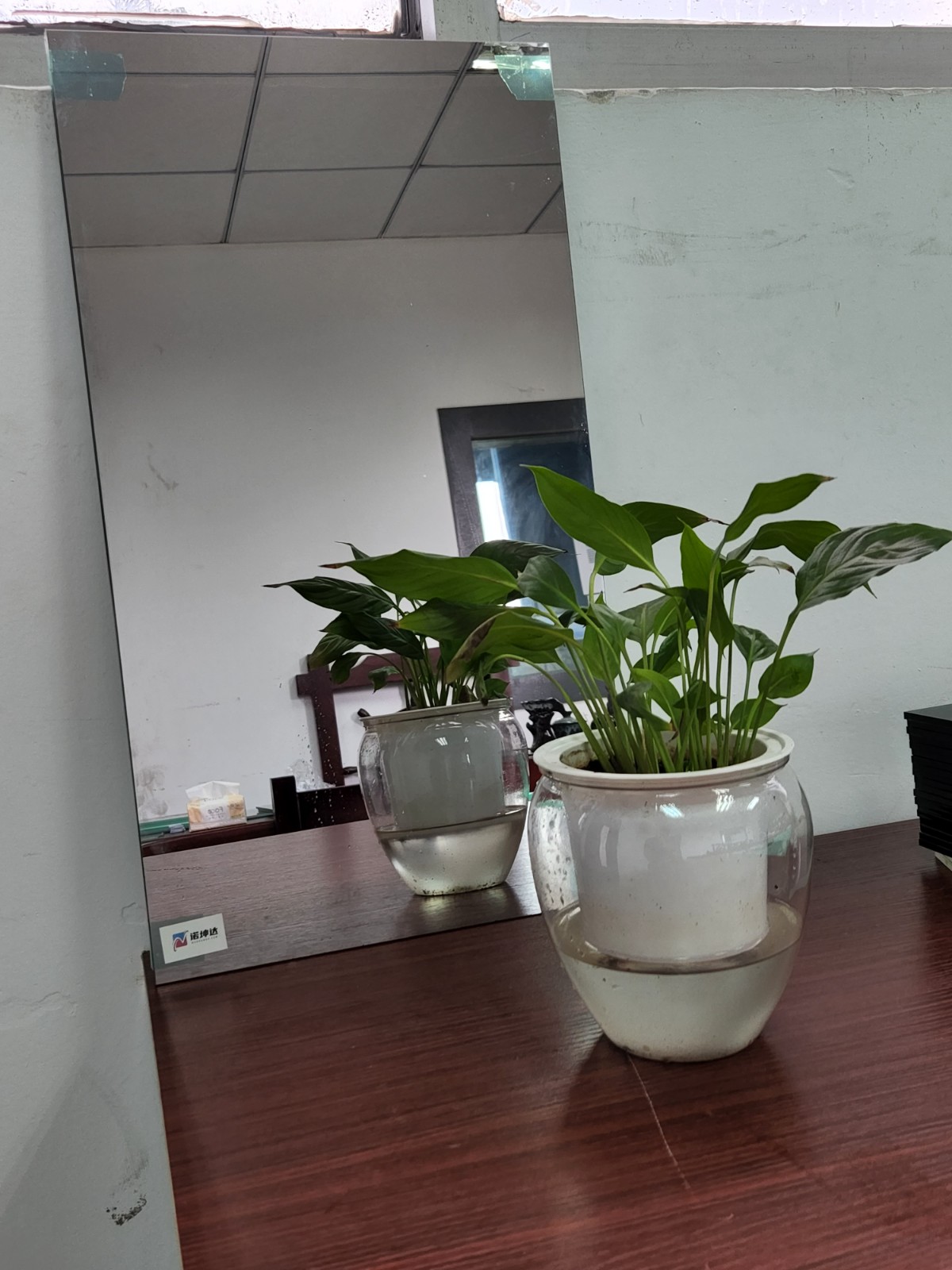 单向透视玻璃（单反玻璃，辨认室玻璃，审讯室玻璃）--诺坤达图3