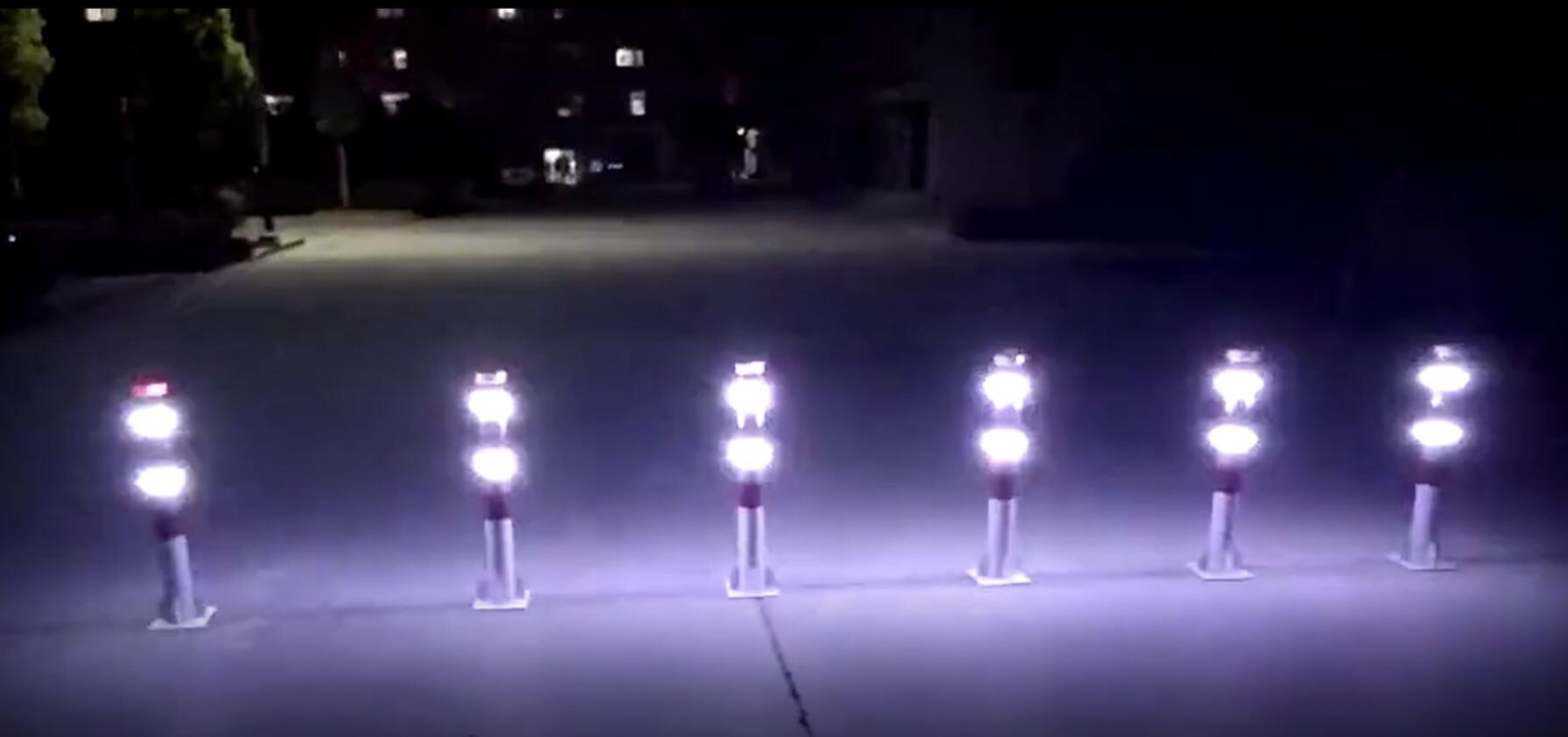 同步太阳能警示柱 同步防撞警示柱 1米防撞警示桩交通设施图3