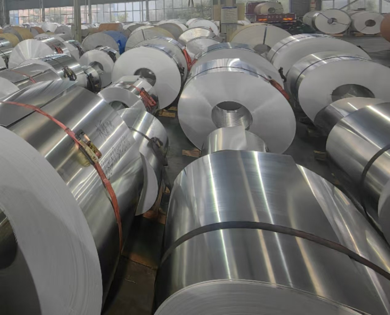 5052 5754铝板汽车 铁路轨道 声屏障专用厚度尺寸齐全图5