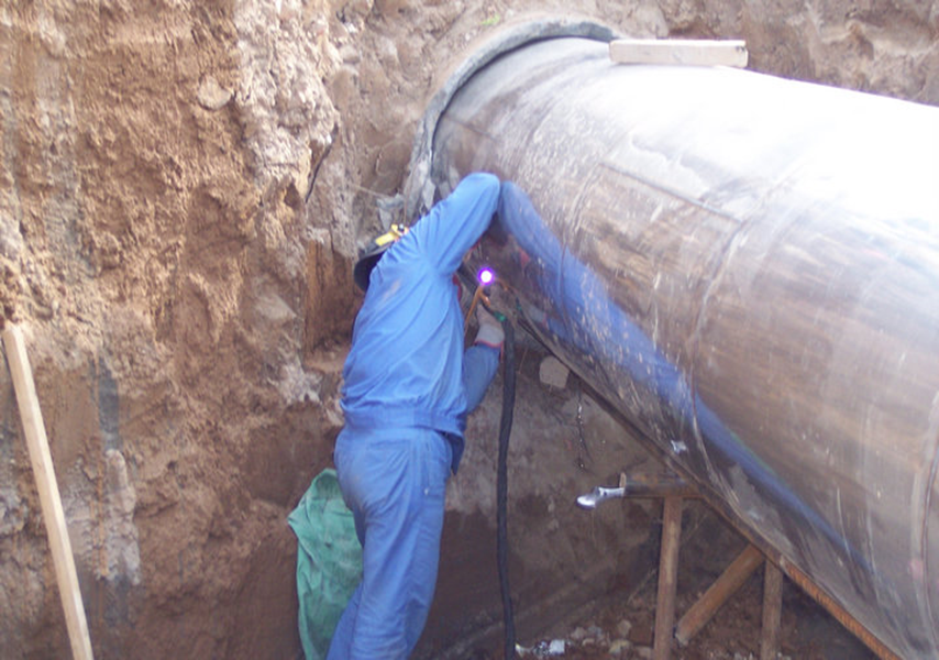 管道内衬PE管修复的优势图1